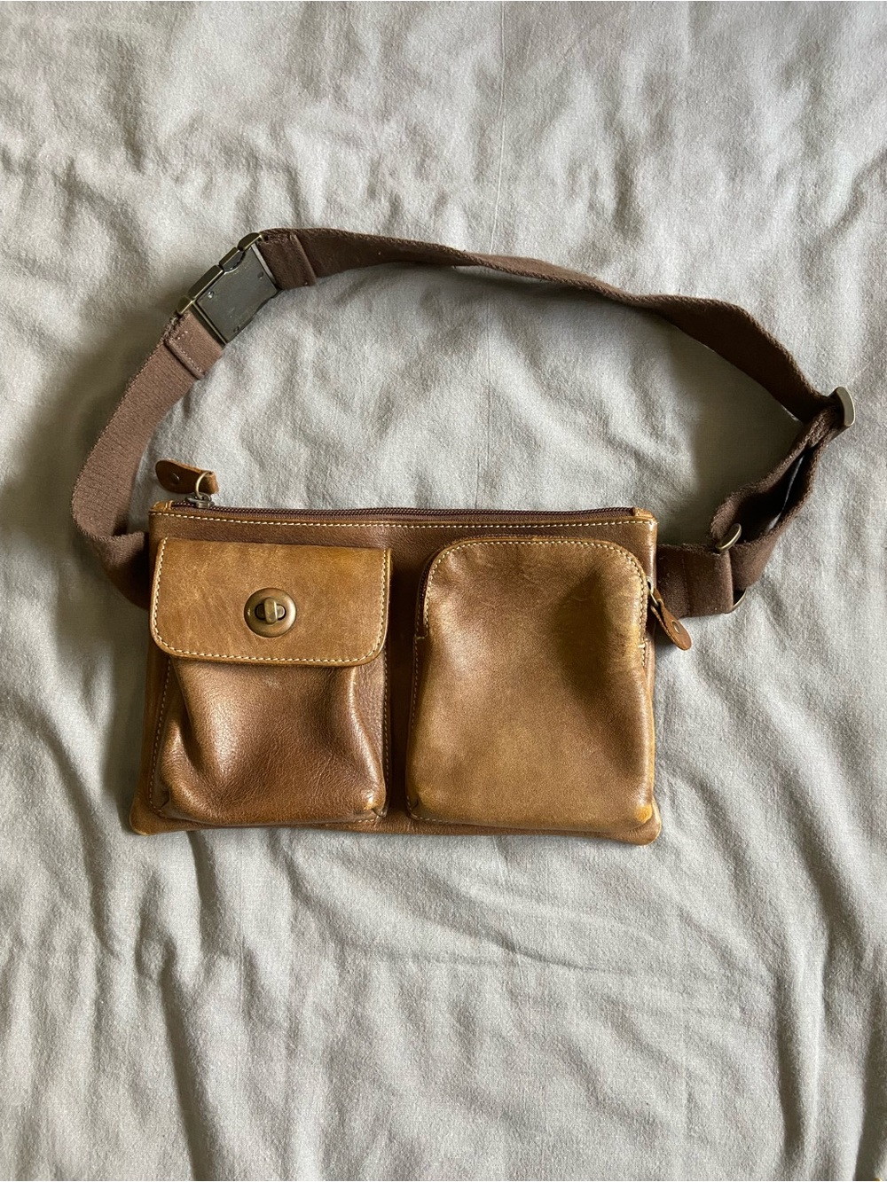 Roots Brown Leather Waist Pack